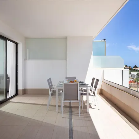 Olas By Alfresco Apartment *